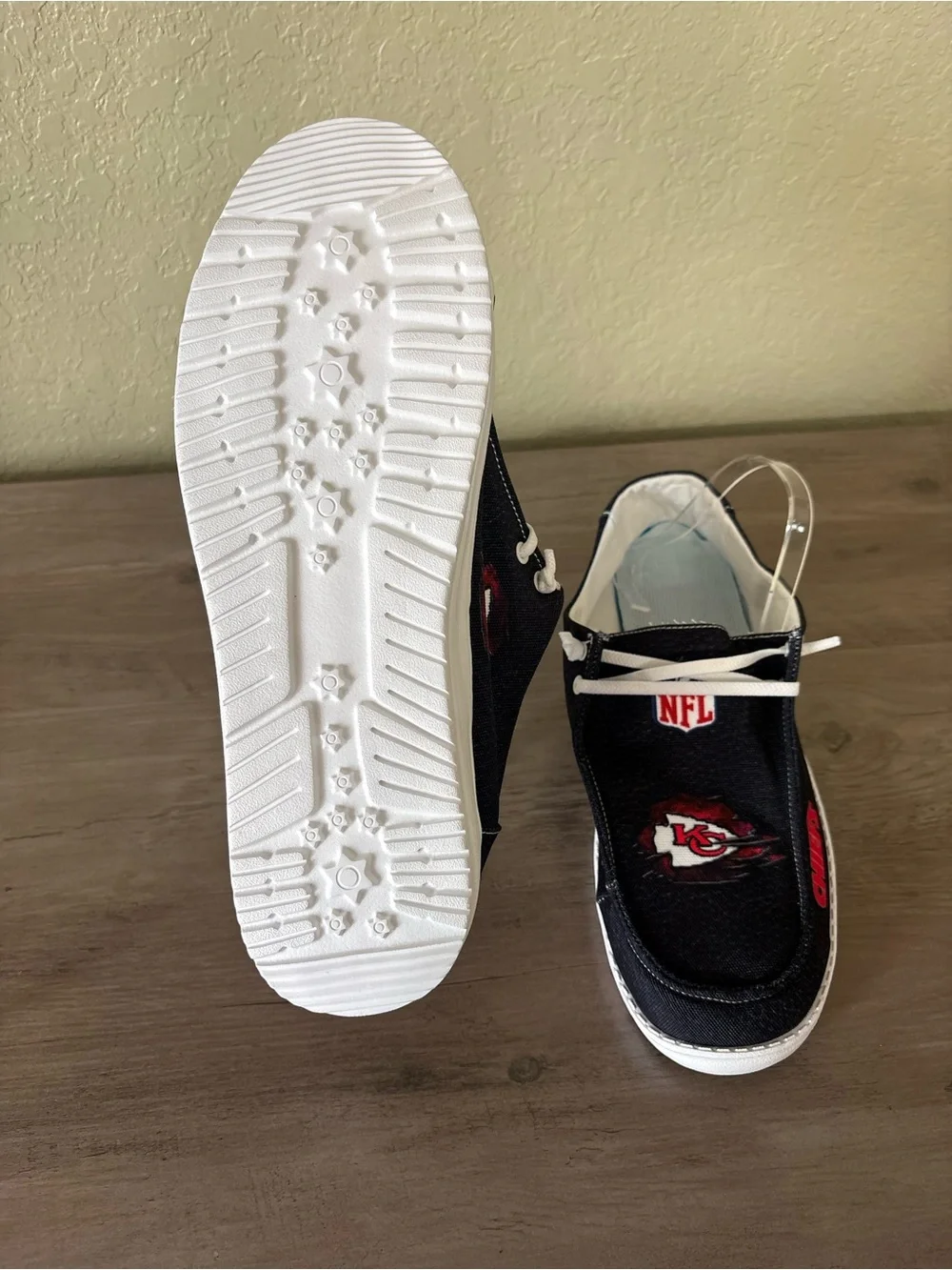 Kansas City Chiefs NFL Slip-On Casual Shoes Men’s EU 47 US 13 NWOT Fan Shoes